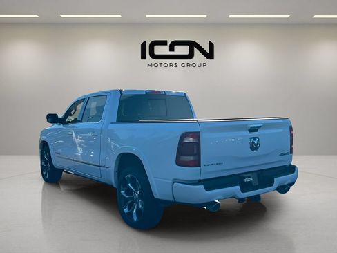 Used 2022 RAM 1500 Limited w/ Body-Colour Bumper Group AWD/4WD image 3