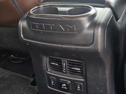 Used 2018 Nissan Titan Platinum Reserve w/ Platinum Utility Package AWD/4WD image 21