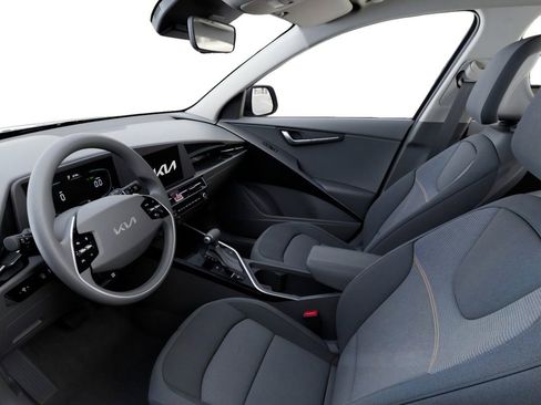 New 2026 Kia Niro LX image 17