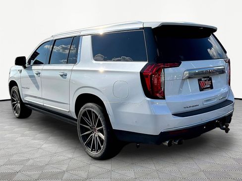Used 2024 GMC Yukon XL Denali w/ Denali Reserve Package AWD/4WD image 4