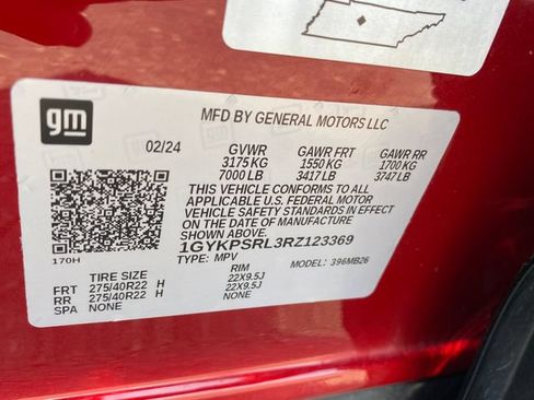 Certified 2024 Cadillac Lyriq Luxury AWD/4WD image 28
