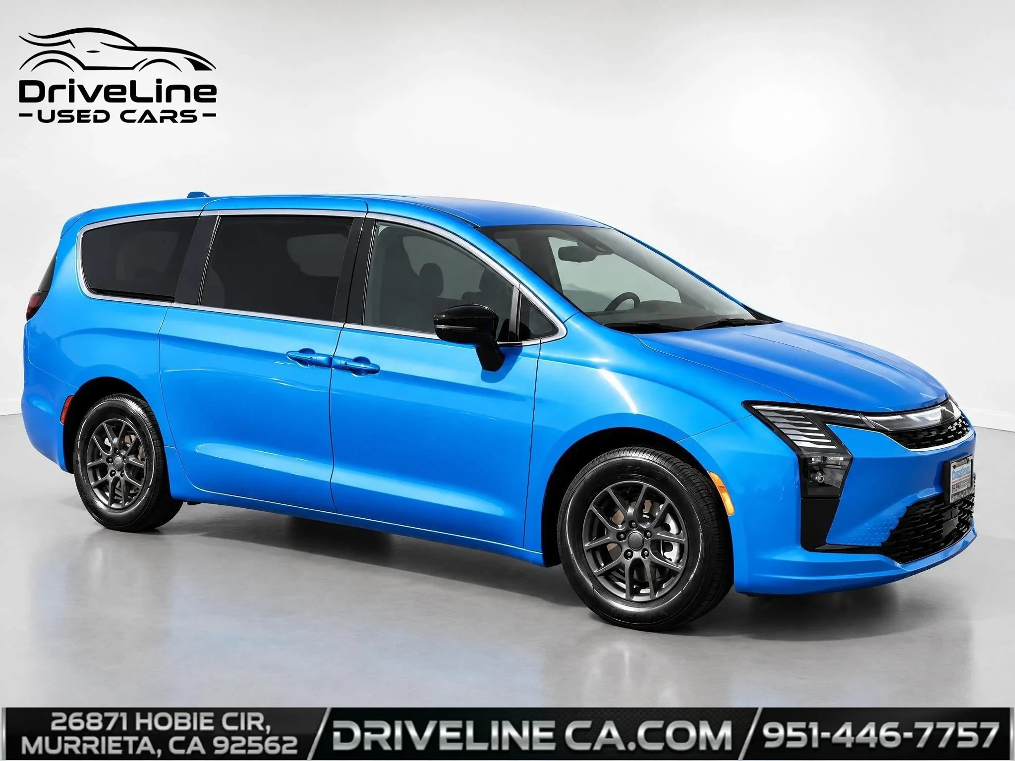 Used 2027 Chrysler Pacifica Select FWD image 9