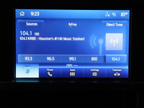 Used 2023 Ford F250 XLT w/ FX4 Off-Road Package AWD/4WD image 18