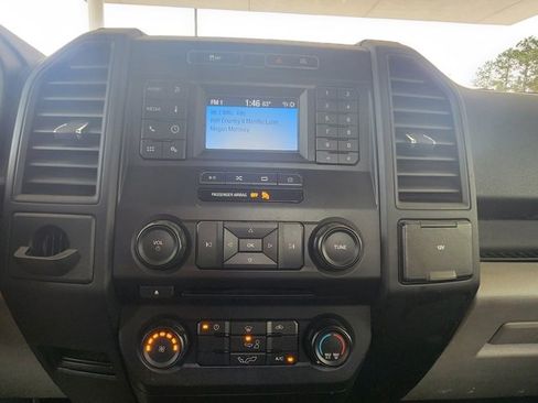 Used 2018 Ford F150 XL w/ Equipment Group 101A Mid image 22