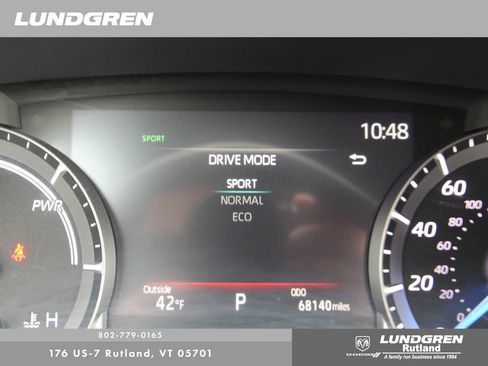 Used 2022 Toyota Highlander XLE image 17