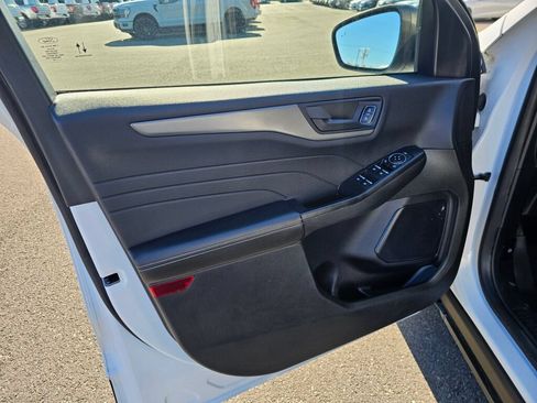 Certified 2024 Ford Escape Active AWD/4WD image 16