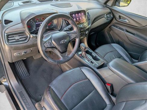 Used 2023 Chevrolet Equinox RS w/ RS Leather Package image 10