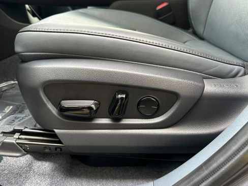 Used 2024 Lexus RZ 300e Premium w/ Technology Package image 14