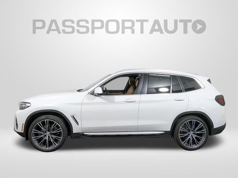 Used 2023 BMW X3 xDrive30i w/ Premium Package AWD/4WD image 2