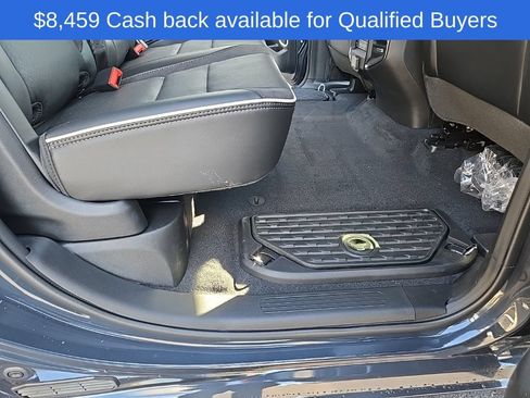 New 2026 RAM 1500 Laramie w/ Chrome Appearance Group AWD/4WD image 24