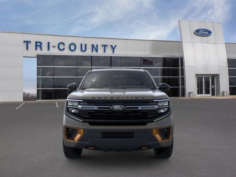 New 2026 Ford Expedition Tremor image 6