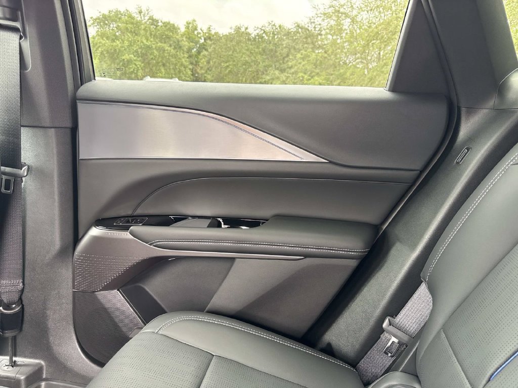 New 2027 Cadillac Lyriq Sport RWD image 15