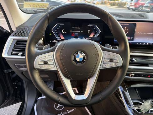Used 2025 BMW X7 xDrive40i image 26