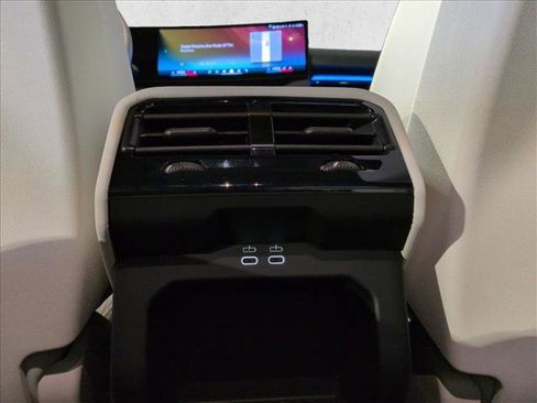 Used 2026 BMW 530i xDrive image 17