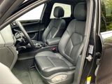 Certified 2025 Porsche Macan image 5