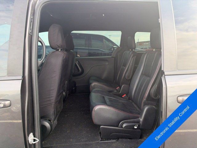 Used 2016 Dodge Grand Caravan R/T FWD image 13