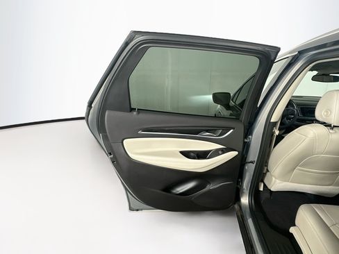 Used 2019 Buick Enclave Essence FWD image 25