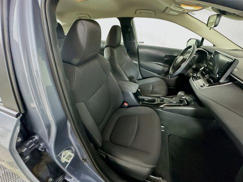 Used 2022 Toyota Corolla LE image 30
