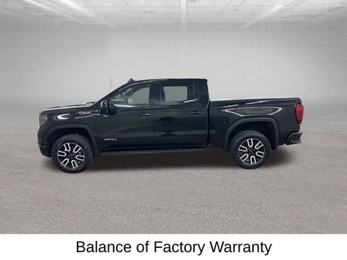 Used 2024 GMC Sierra 1500 AT4 w/ AT4 Premium Package AWD/4WD image 9