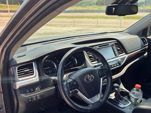 Used 2016 Toyota Highlander Limited Platinum AWD/4WD image 27