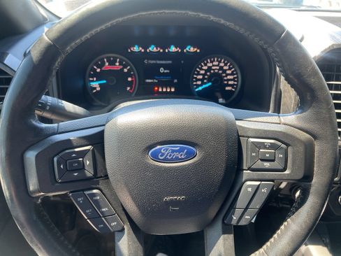 Used 2019 Ford F150 XLT w/ Equipment Group 302A Luxury AWD/4WD image 13