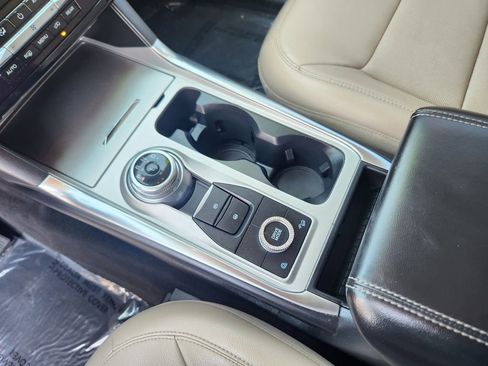 Used 2022 Ford Explorer Limited w/ Equipment Group 301A image 25