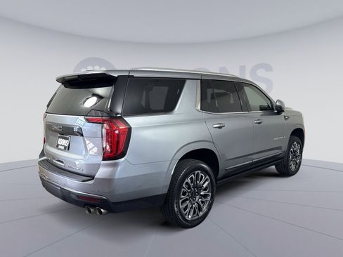 Used 2024 GMC Yukon Denali Ultimate AWD/4WD image 7