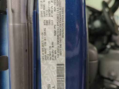 Used 2025 Jeep Wrangler Sport image 24