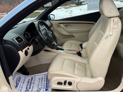 Used 2010 Volkswagen Eos Lux image 13