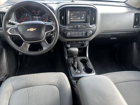 Used 2017 Chevrolet Colorado W/T w/ WT Convenience Package RWD image 12