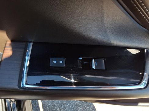 Used 2022 MAZDA CX-9 Signature image 24