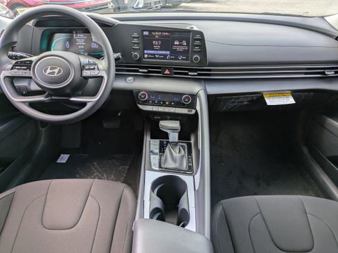 New 2026 Hyundai Elantra Blue image 16