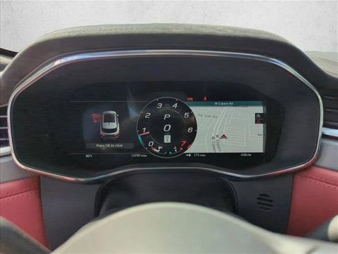 Used 2024 Jaguar F-PACE SVR AWD/4WD image 9
