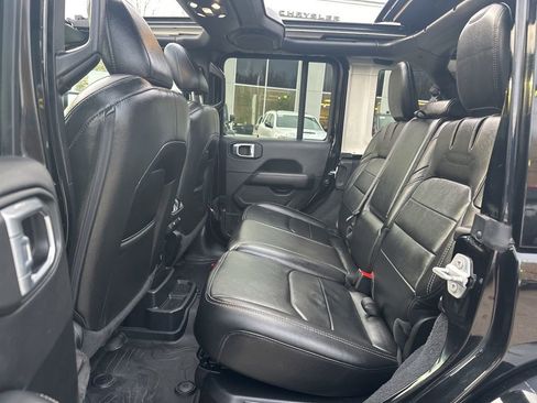 Used 2022 Jeep Wrangler Unlimited Sahara w/ Cold Weather Group image 32