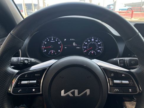 Used 2024 Kia Forte GT-Line w/ GT-Line Premium Package image 8