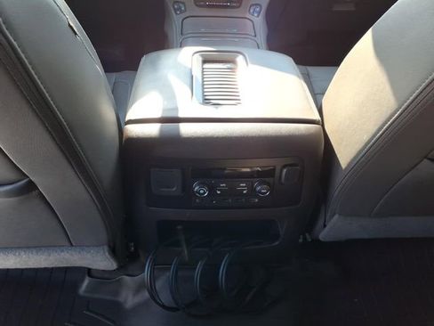 Used 2020 GMC Yukon XL Denali w/ Denali Ultimate Package image 16