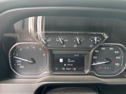 Used 2021 GMC Sierra 1500 AT4 w/ AT4 Preferred Package AWD/4WD image 21