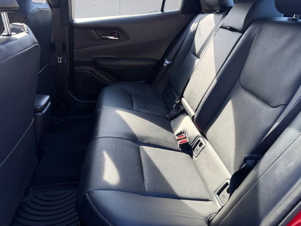 Used 2024 Toyota Prius XLE AWD/4WD image 14