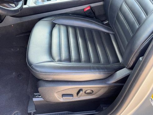 Used 2023 Ford Edge SEL w/ Convenience Package AWD/4WD image 22