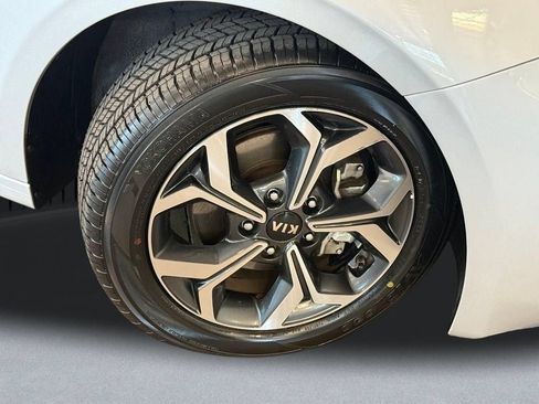 Used 2021 Kia Forte LXS FWD image 19