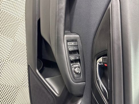 Used 2023 Subaru Outback Premium image 12