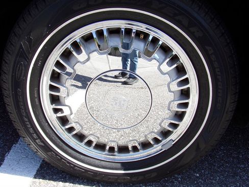 Used 1996 Cadillac De Ville Sedan FWD image 19