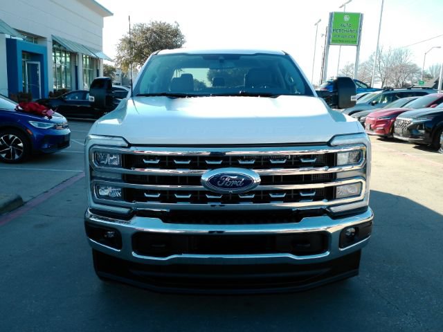Used 2026 Ford F250 Lariat AWD/4WD image 2