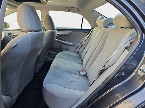 Used 2013 Toyota Corolla LE w/ Premium Pkg FWD image 16