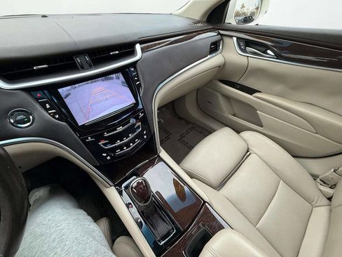 Used 2013 Cadillac XTS Luxury w/ Driver Awareness Package image 20