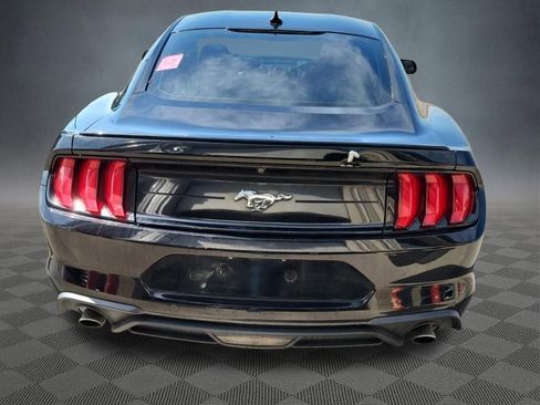 Used 2020 Ford Mustang Premium w/ Equipment Group 201A RWD image 4