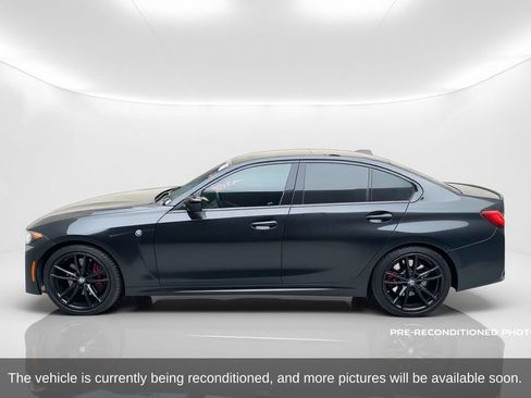 Used 2024 BMW 330i Sedan w/ M Sport Package RWD image 9