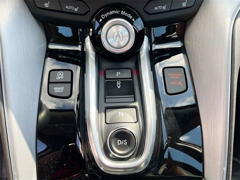 Used 2024 Acura TLX w/ Technology Package image 17