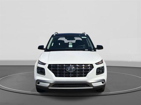 New 2026 Hyundai Venue SEL FWD image 2