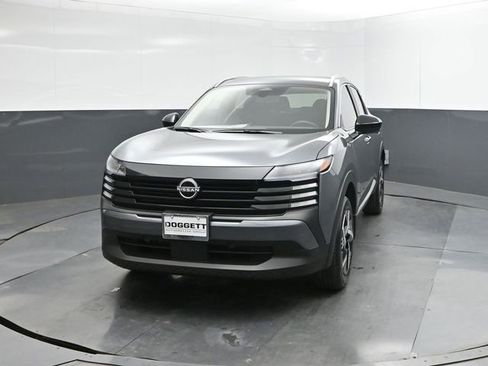 New 2026 Nissan Kicks SV w/ Illumination Package image 30